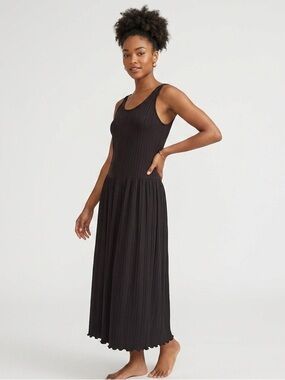 Everlane Ribbed Tank Dress Size XS Black Drop Waist Lettuce Hem Midi